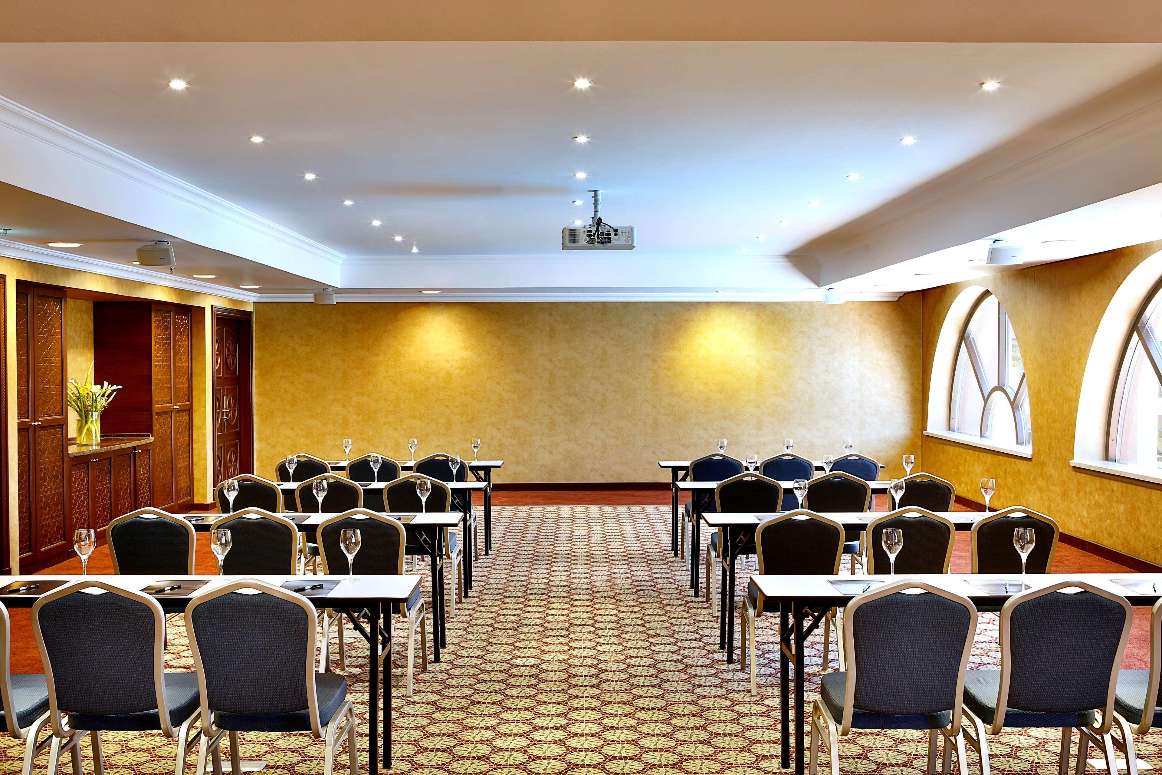 Hilton Alexandria King'S Ranch Hotel King Mariout Exterior photo Meeting room