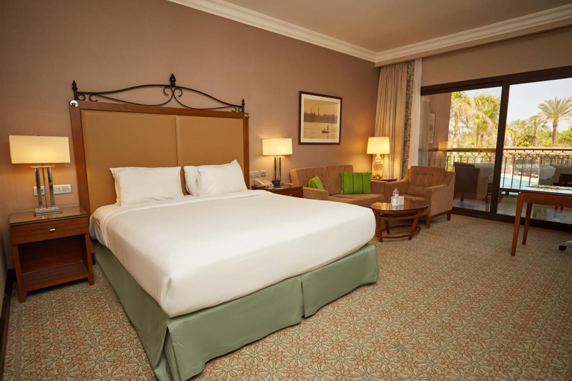 Hilton Alexandria King'S Ranch Hotel King Mariout Exterior photo A room at the Hilton Sharm El Sheikh